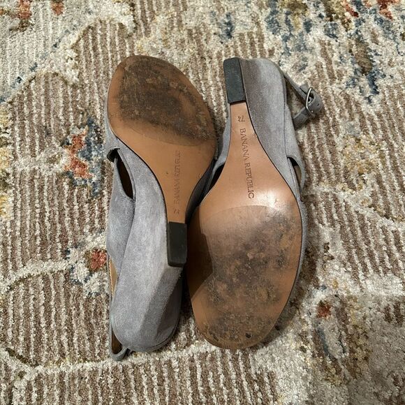 Banana Republic Gray Wedge Sandals with Suede Finish - Picture 5 of 5